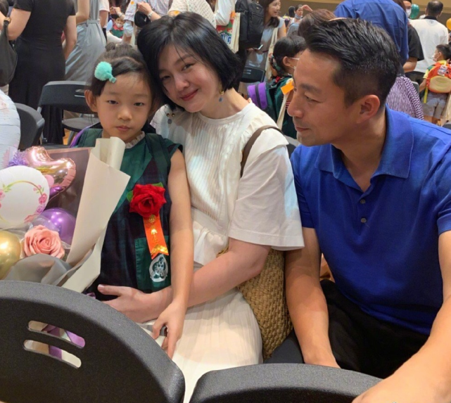 汪小菲曬兒女近照，玥兒性格活潑似小男生，希箖露正臉超像爸爸