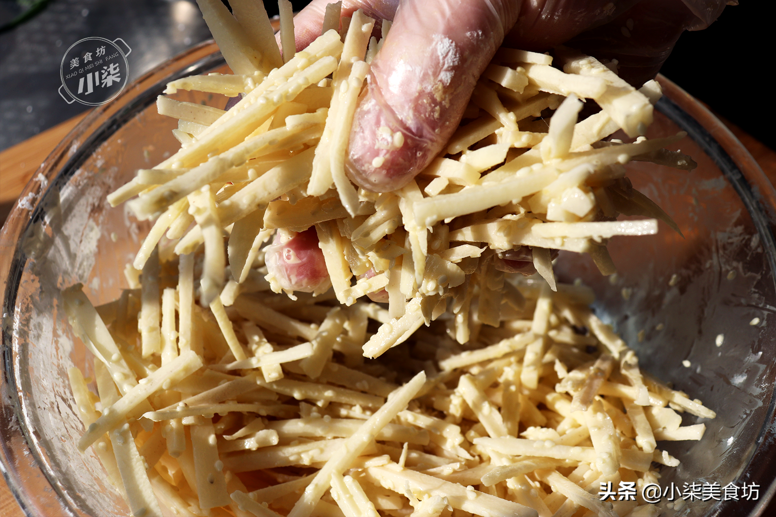 圖片[10]-過年特色美味“干煸藕絲”的做法 出鍋香辣酥脆 下酒又下飯-起舞食譜網