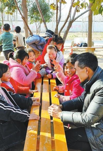 暖冬愛心圖書角今年再次啟動！您可以為他們捐一本書嗎？