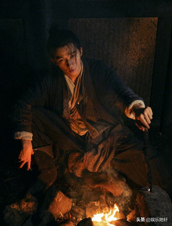 于正再推新人！自称“金童玉女”，一看剧照：