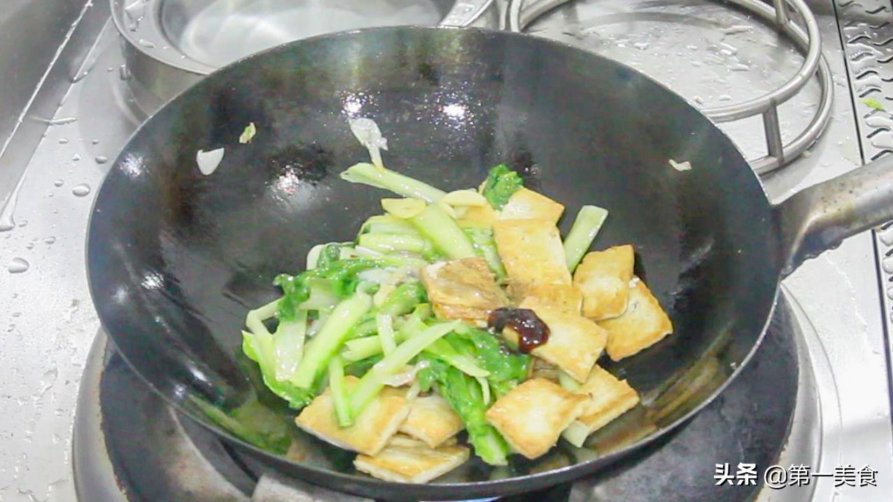 图片[9]-小白菜煎豆腐做法 简单易学 豆腐金黄不粘锅-起舞食谱网