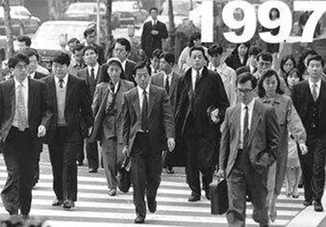 1997年亚洲金融危机，香港为什么没有被打垮？因为它属于中国