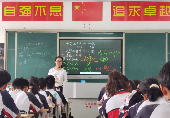 河南长葛：学校家长巧互动 坚持育人抓根本