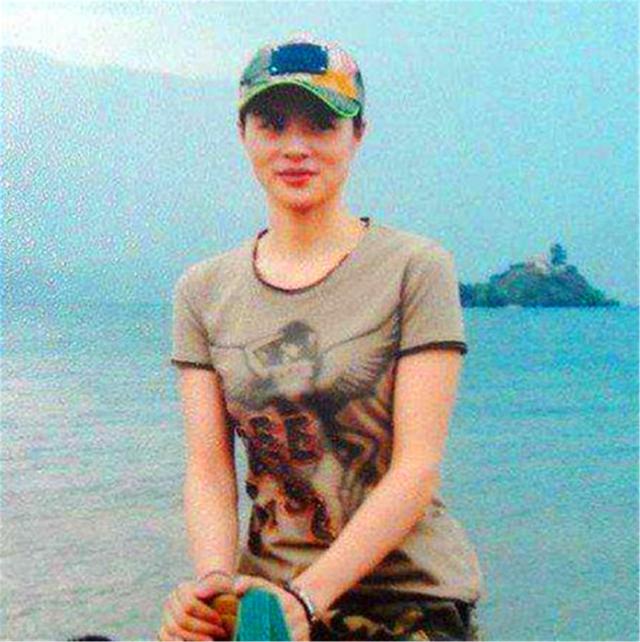 知名女模特，靠\"借钱\"过奢靡生活，4年