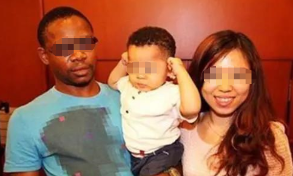 Chinese man and African woman are delivered of mongrel, after seeing the child, netizen: Gene is really powerful