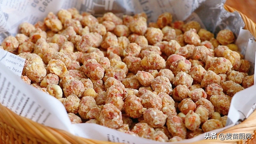 年夜飯花生好吃做法，加2雞蛋，老吃法教會你，吃一次就念念不忘