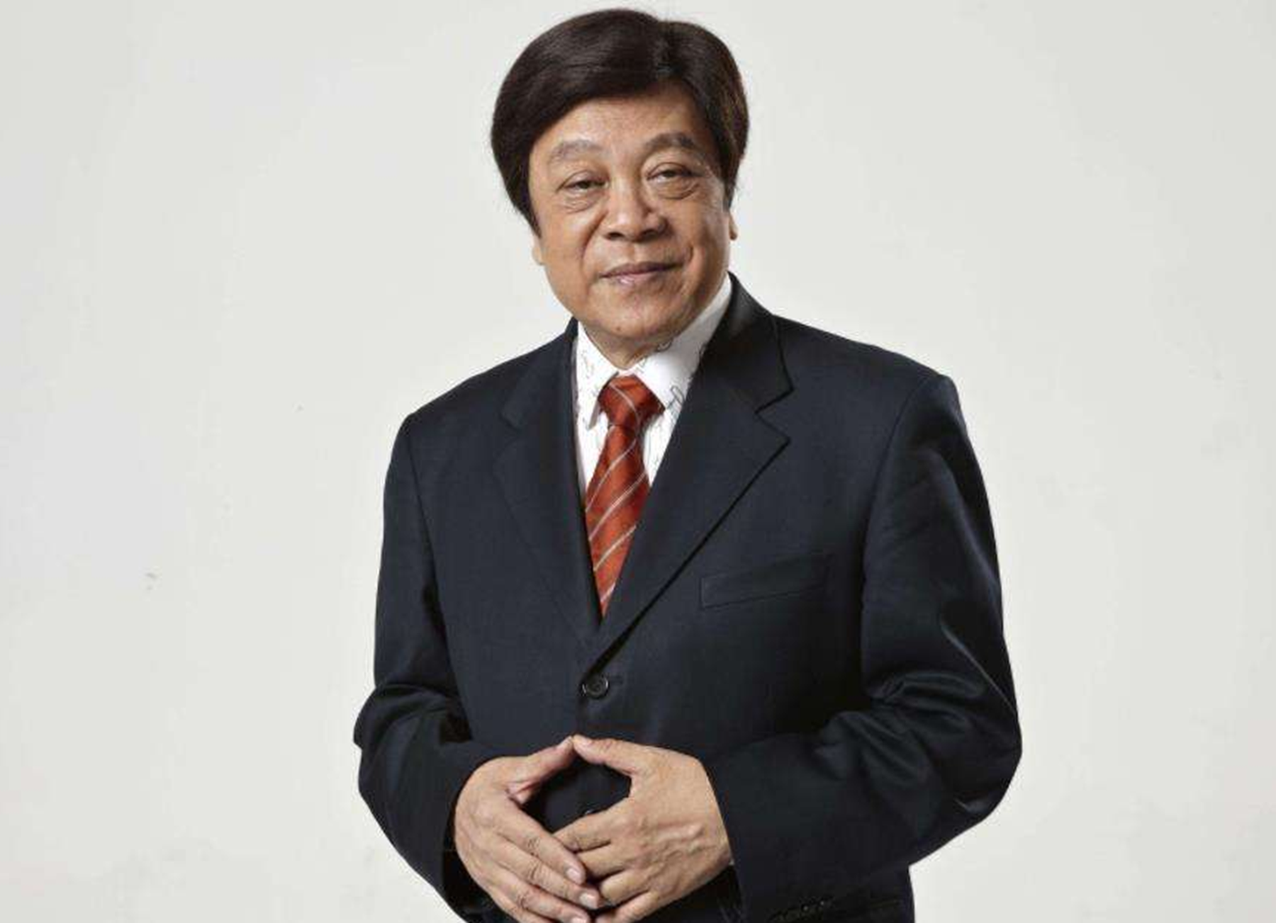 2020年去世的8位名人，躲过新冠却没躲过死神，令人无比心疼