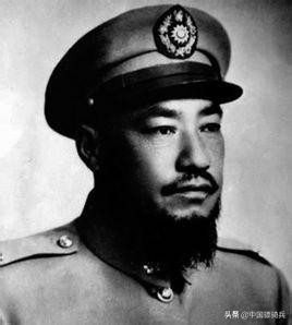复仇之战，彭总用机枪加大炮暴虐横行西北“马家军”的青马