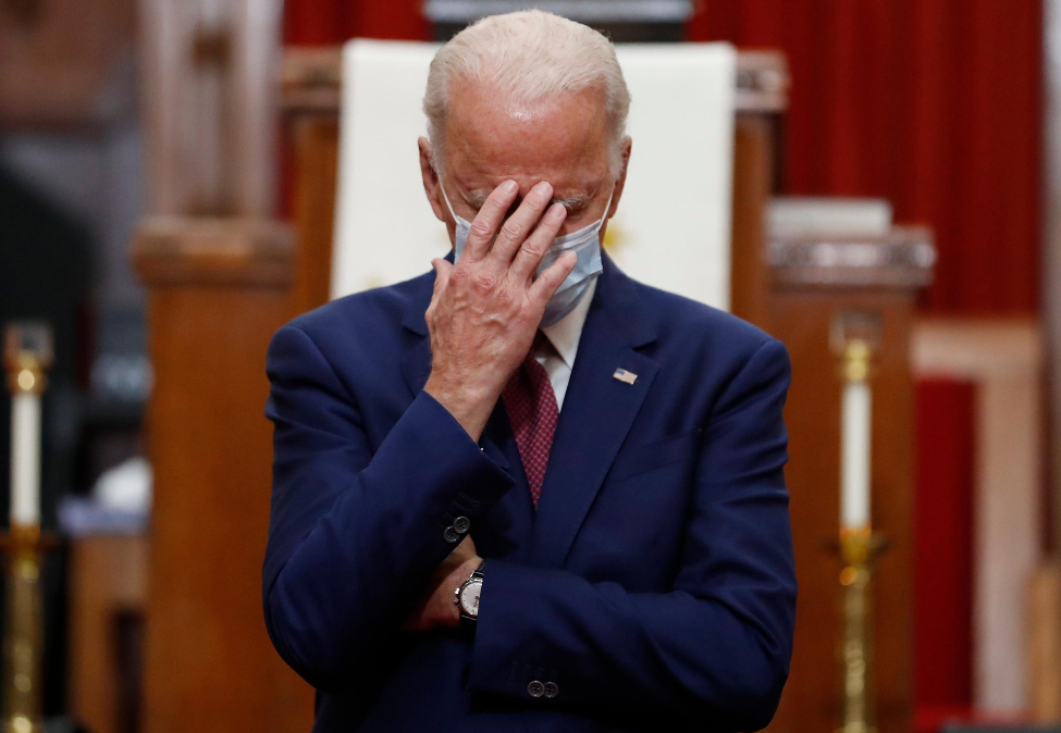 联手终结美元霸权？全球掀起抛售美债热潮，去美元化势在必行？