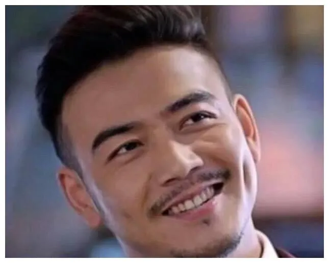 男明星“留胡子”：忍了白宇，忍了张翰，却死在他的喉结上！