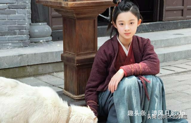 童星出道，获杨幂力捧，年仅13岁的她才是嘉行最