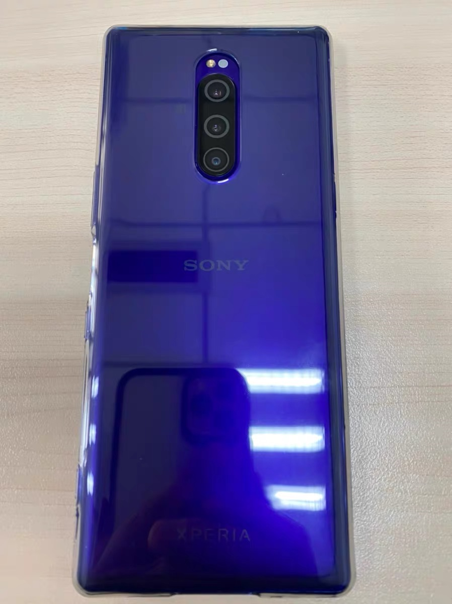 sony一代神机，Xperia1入门感受，4k高清 21:9显示屏有多爽？