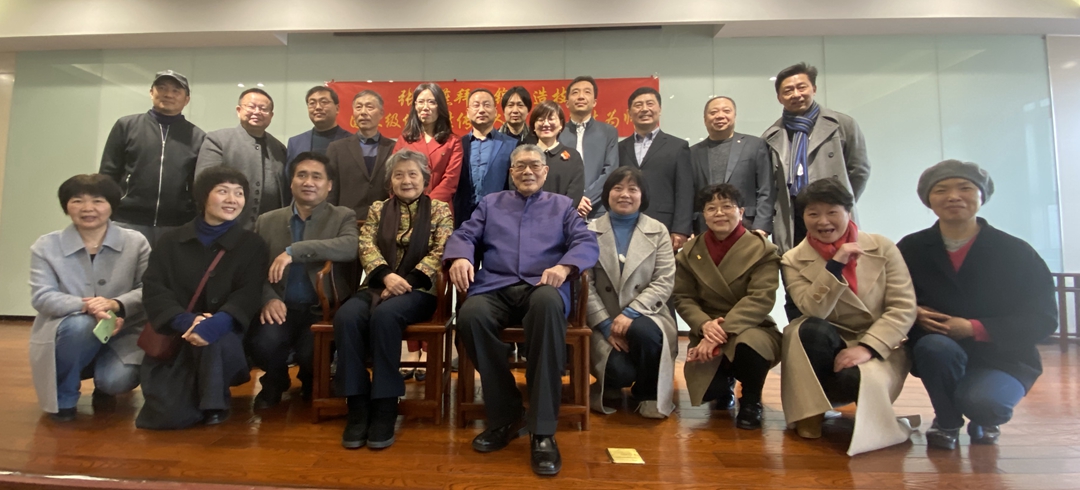 传承千年丝绸文化 国家级宋锦大师钱小萍在苏喜收新弟子