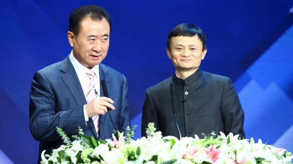 又一暴利行业诞生了？王健林、马云纷纷布局，刘强东更是创下纪录