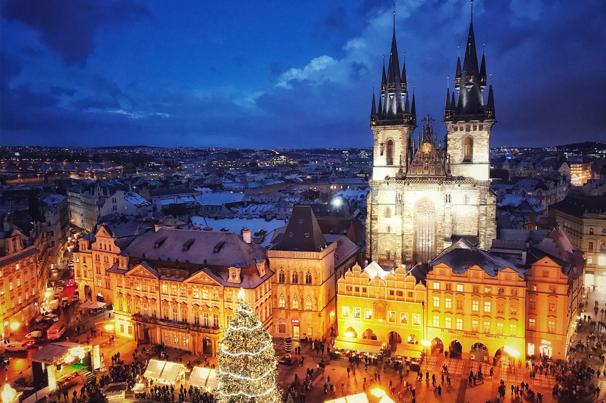 欧洲最美丽却最低调的首都——《王都布拉格》是怎样建成的?