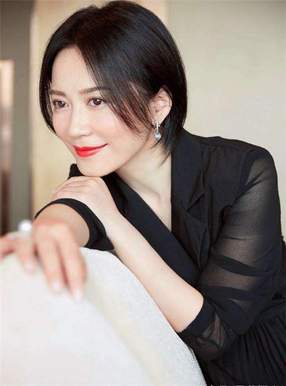 女神剧中受辱的情节，王祖贤俞飞鸿让人心疼，李若彤至今意难平！