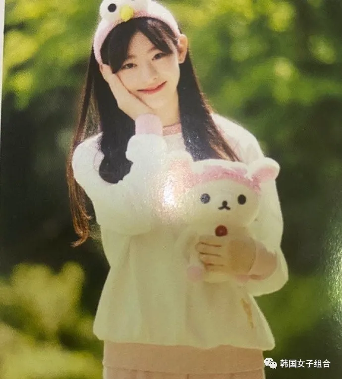 女团爱豆的旧照,太美了