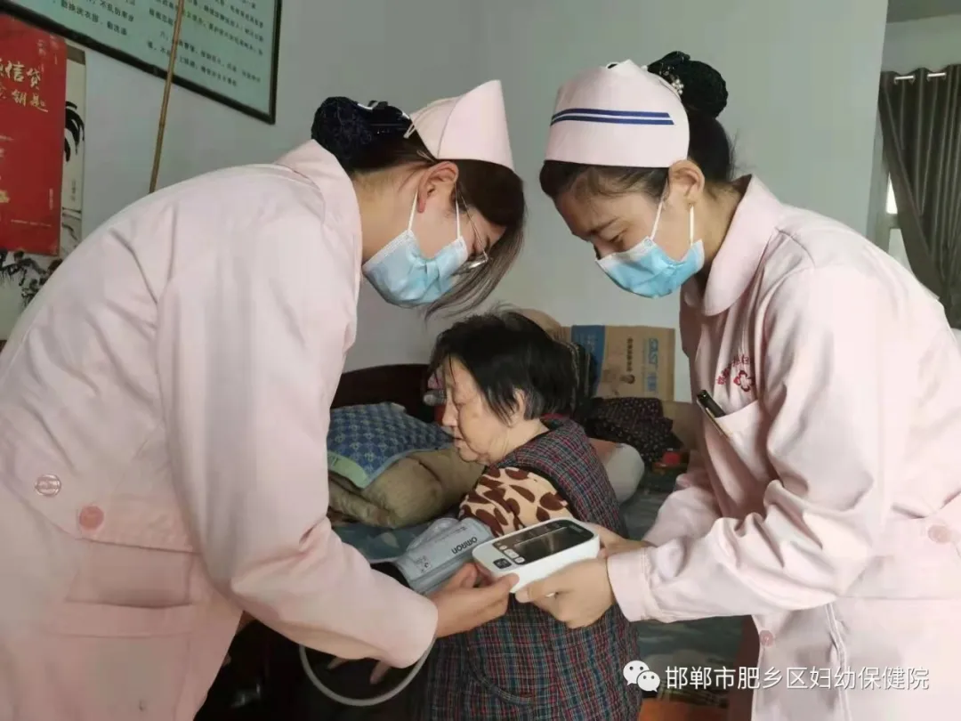 肥乡妇幼保健院“5.12”国际护士节--护理健康教育科普走进敬老院