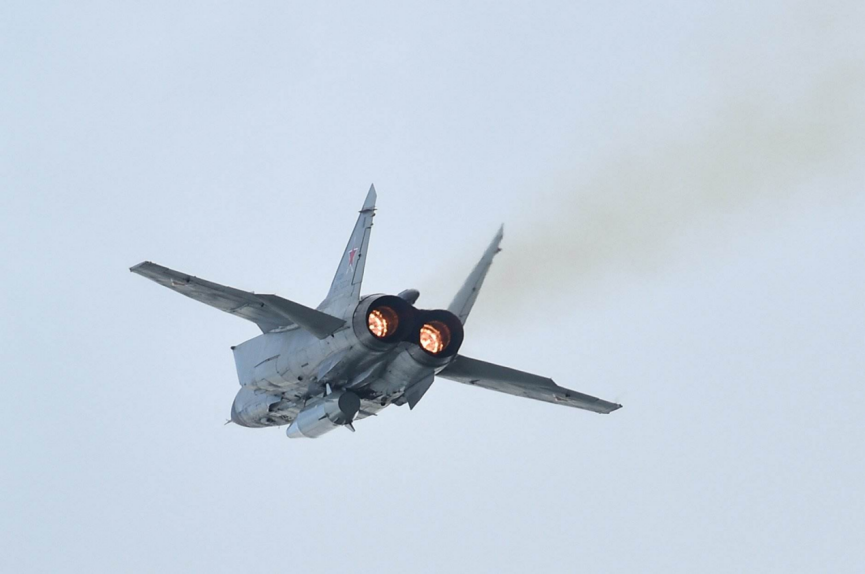 为了赶超中俄速度，特朗普亲自下令研制新杀器，若发射谁也别想跑