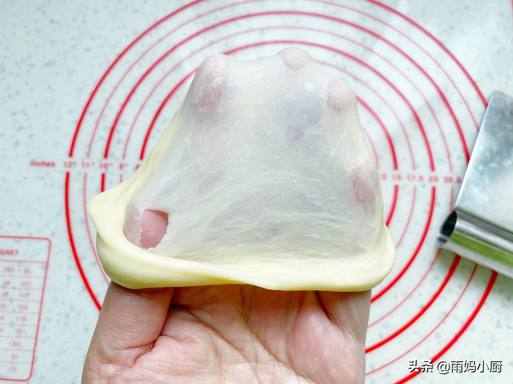 媽媽給初中生的孩子做的加餐，鬆軟美味有營養，新手一看也會做