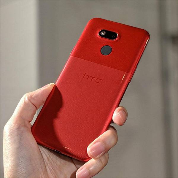 HTC 公布新手入门新手机 Desire 12s，监控摄像头的部位略难堪