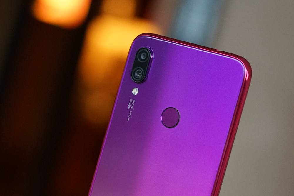 炫彩渐变色外壳 4800万超清双摄像头 红米noteRedmi Note 7拆箱