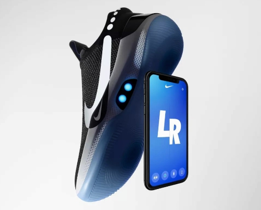 《回到未来》落地实现，耐克发布首款自动系带篮球鞋