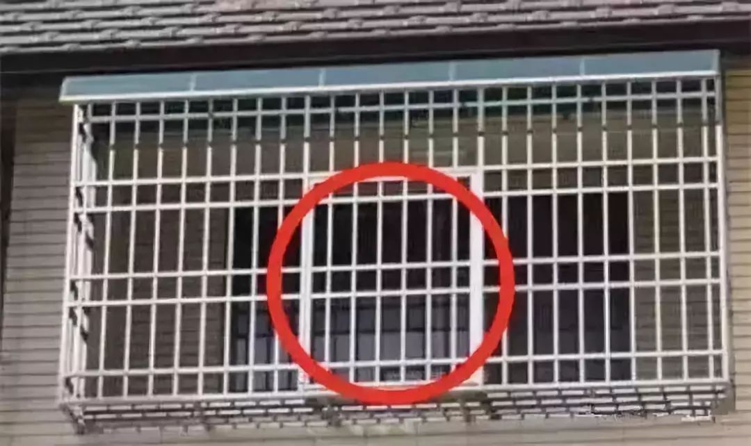 「科普」防盗窗的安全门到底应该怎么开？