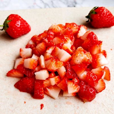 # 100 change fruit pattern eats # strawberry 1000 cake