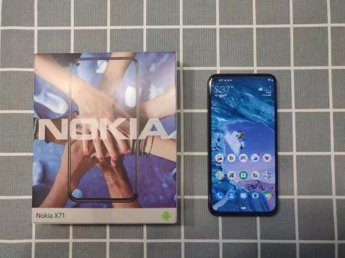 诺基亚X71上手评测：中端机市场中的绝对C位