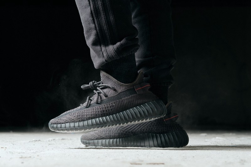 Yeezy 350 V2 最全上脚合集！今夏穿哪双？看完再决定！