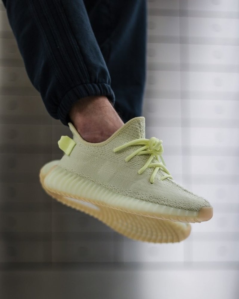 Yeezy 350 V2 最全上脚合集！今夏穿哪双？看完再决定！