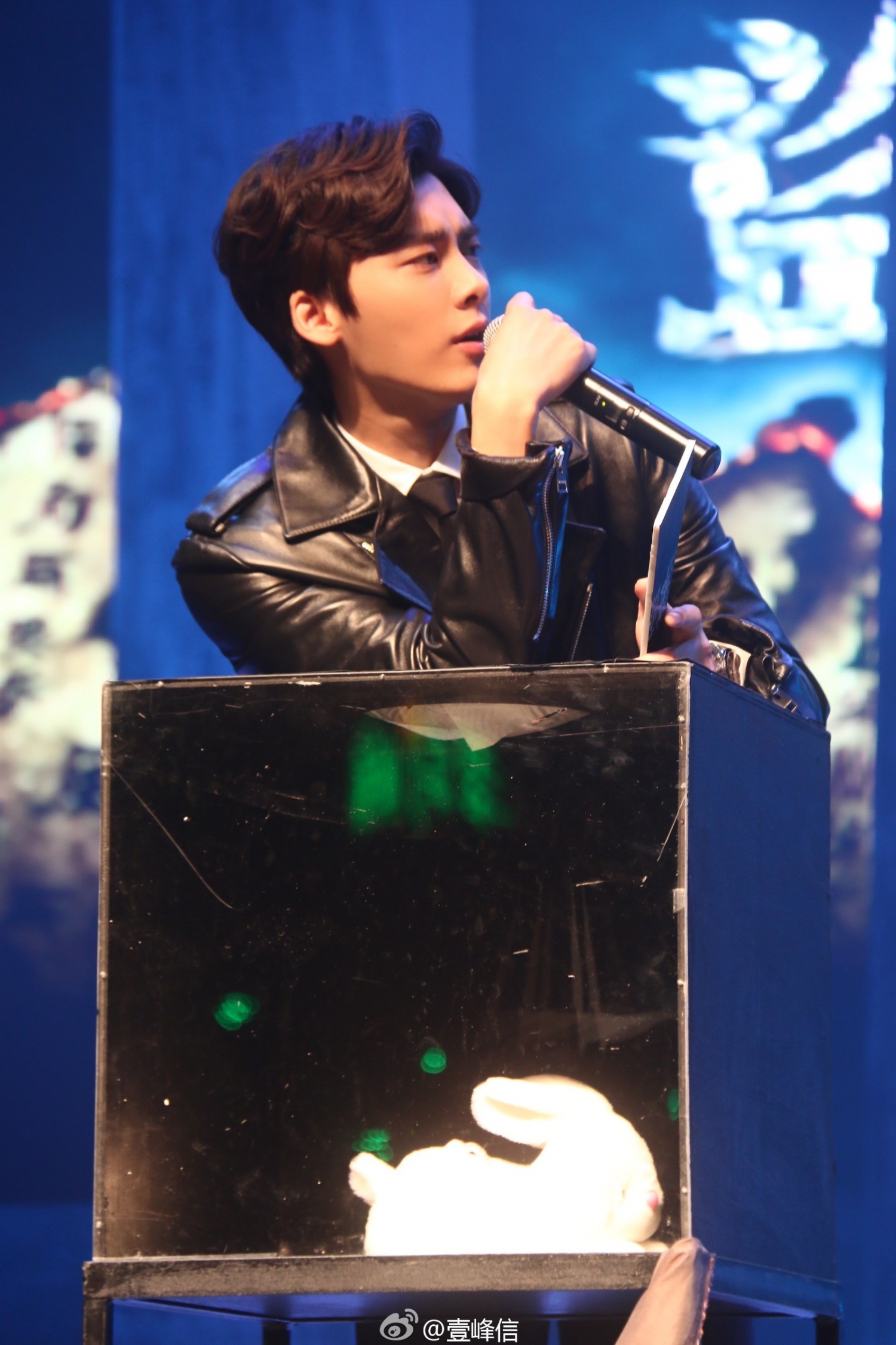 200611 那年今日｜《盗墓笔记》北京发布会 天真无