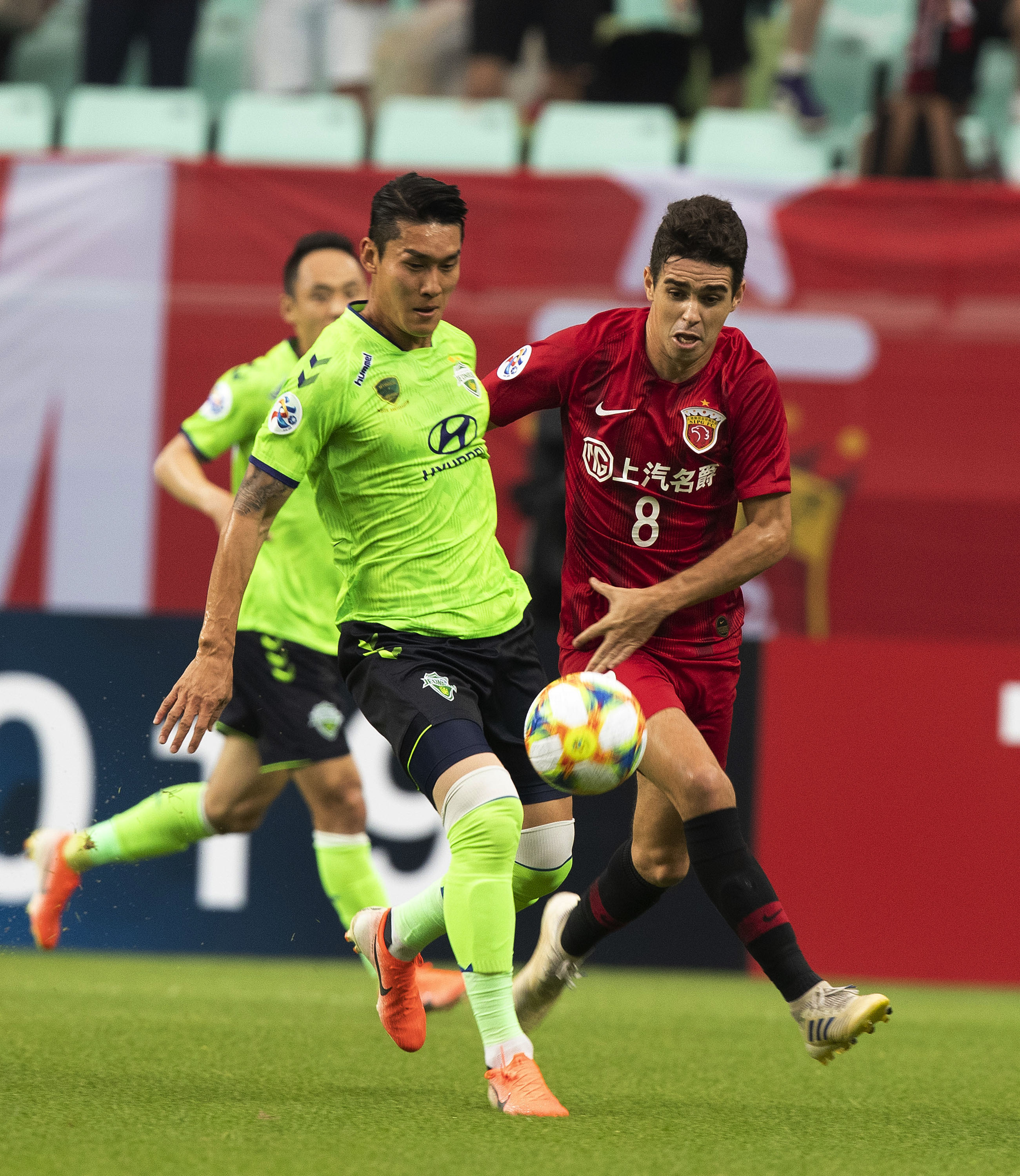 足球亚冠上海上港胜全北现代晋级八强