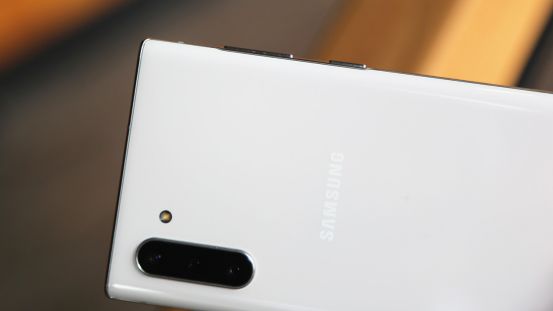 多项黑科技加持 屏幕依旧无可挑剔 三星Galaxy Note 10系列上手体验