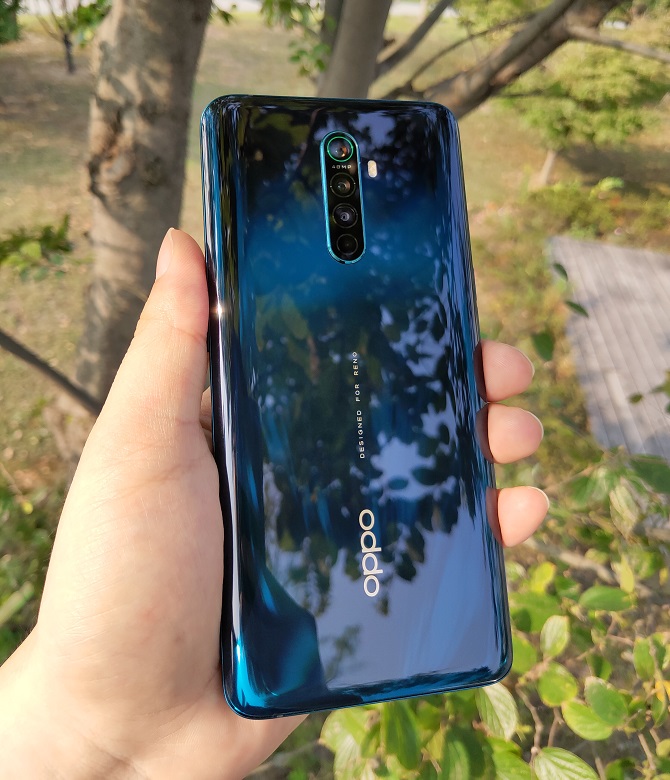 855 Plus+65W超闪四摄电竞屏：OPPO Reno Ace抢先上手