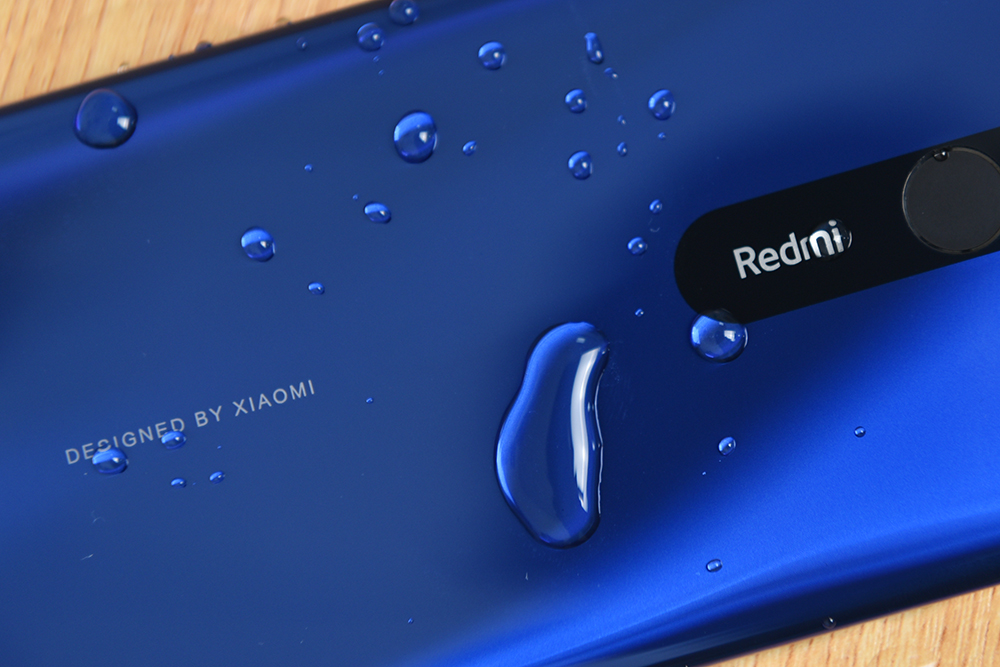 5000毫安时18瓦快速充电 Redmi红米8系列产品手机开箱