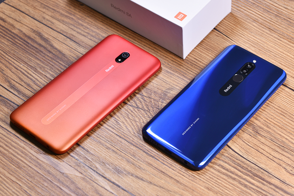 5000毫安时18瓦快速充电 Redmi红米8系列产品手机开箱