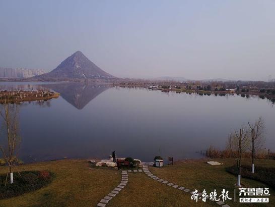 Boat pats: The Jinan Mount Hua of deep winter season, calm beauty has the view more lasting appeal