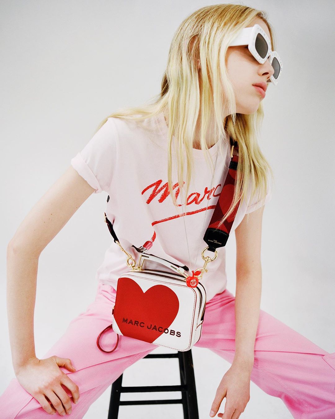 女朋友|情人节礼物给女朋友送什么礼物好 女友礼物清单我们帮你准备好了