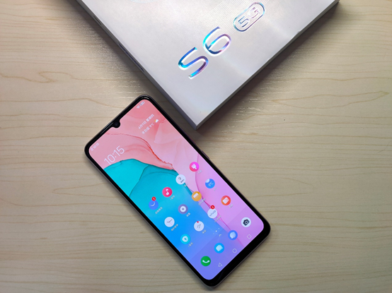 「钉科技测评」vivo S6：不仅轻便颜值爆表，更能拍出来你的美丽