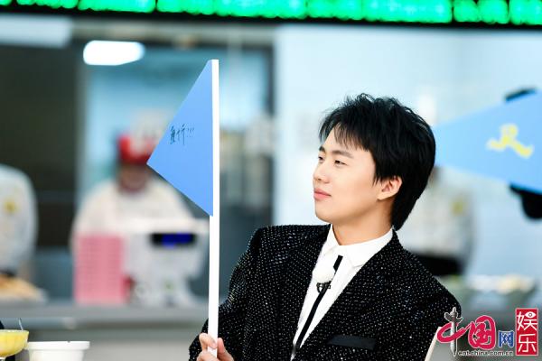 《奔跑吧》先导片上演人缘大考验 跑男家族为新