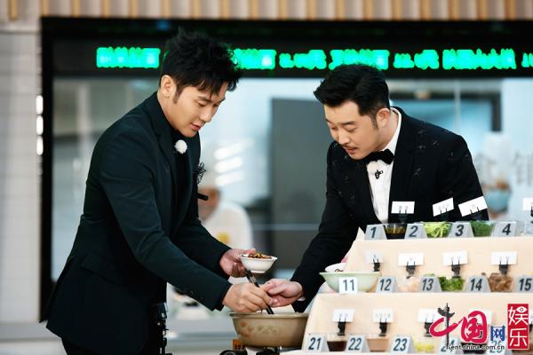 《奔跑吧》先导片上演人缘大考验 跑男家族为新