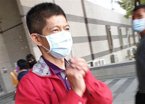 陈菊前摄影官因潜入韩国瑜办公室行窃获刑10个月