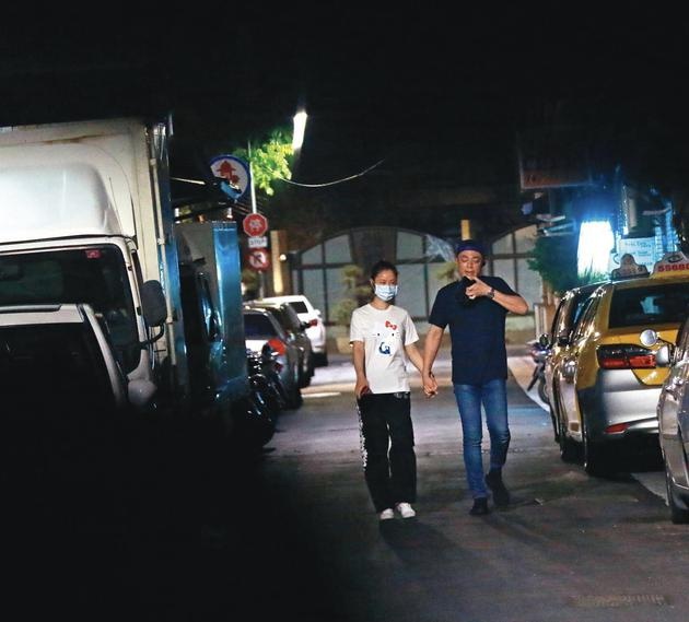 霍建华林心如离婚？夫妻十指紧扣压马路粉碎谣