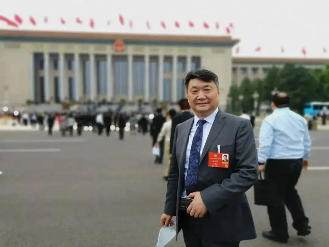 独家观察｜|当“两会”报道上云端，这届媒体使出了哪些新招数？
