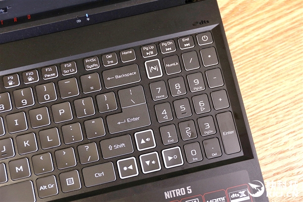 十代酷睿+144Hz IPS屏 宏碁暗影骑士·擎游戏本图赏