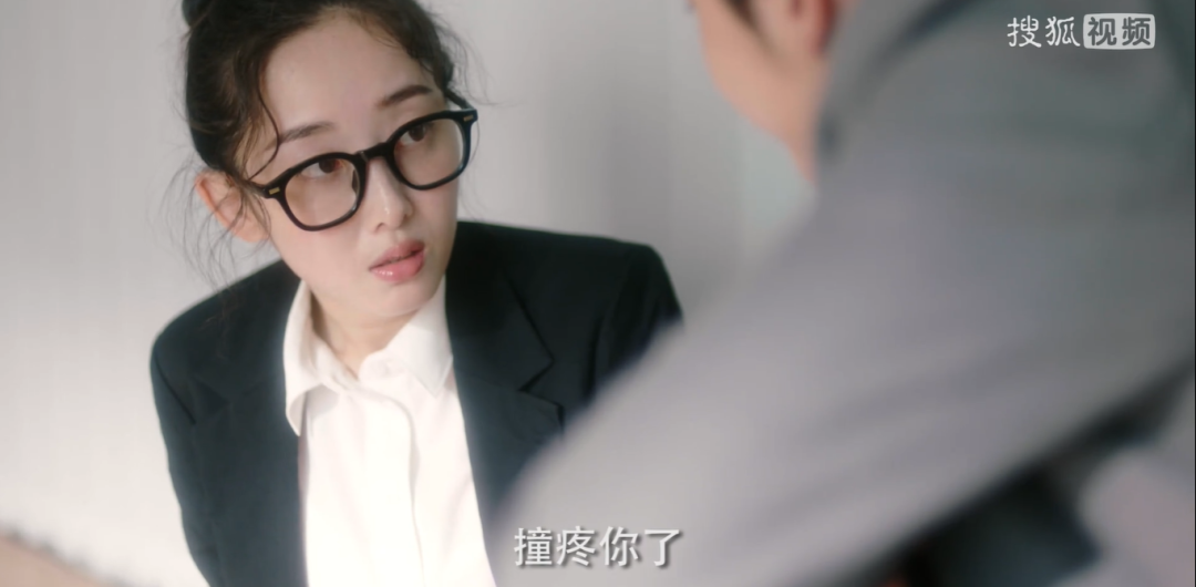 成功引起了我的注意，刘特简直就是的“年下霸