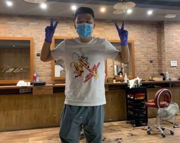 体坛联播｜乔丹、巴萨发表声明：反对种族歧视，我们受够了