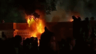 特朗普又进入掩体！华盛顿正部署军队……